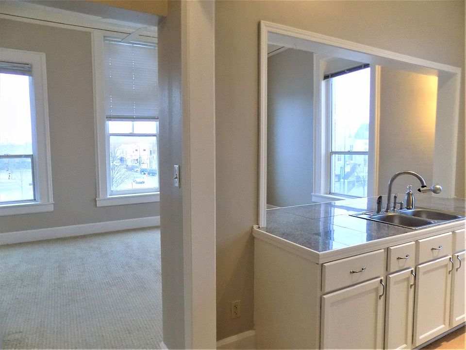 101 North Main St. 101 W Main St Fairfield IA Zillow