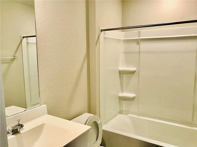 6009 Xene Dr — Photo 11