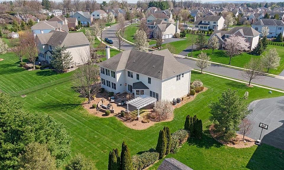 4261 Anthony Dr, Bethlehem, PA 18020 Zillow