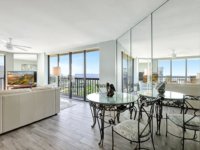 9500 S Ocean Dr #Penthouse 10 — Photo 16