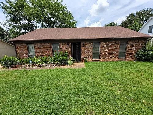 6100 Gascony Dr Photo 1