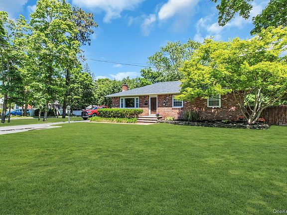 3rd image of 8 Eatondale Avenue