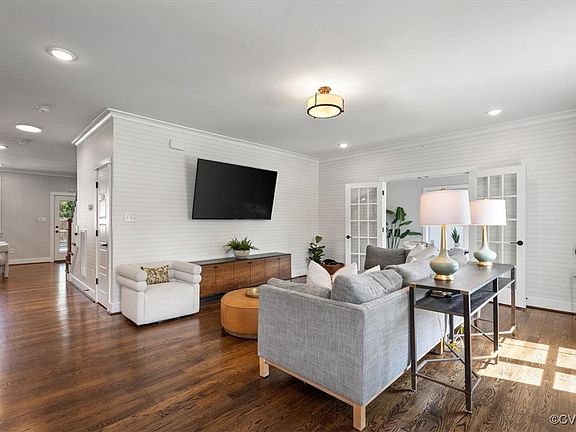 4th image of 4804 Bromley Ln