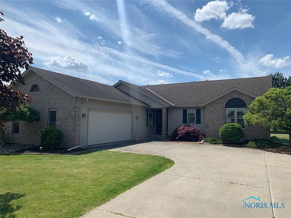 1st image of 114 Ash Dr