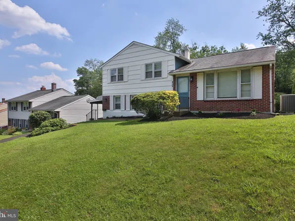 2870 Woodland Rd, Abington, PA 19001