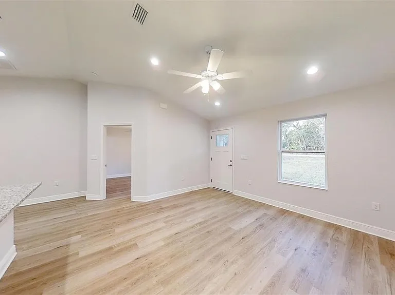 20651 SW Marine Blvd — Photo 5