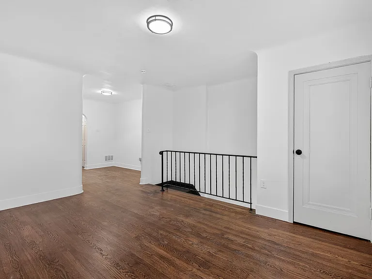 3654-3656 Phillips Pl — Photo 25