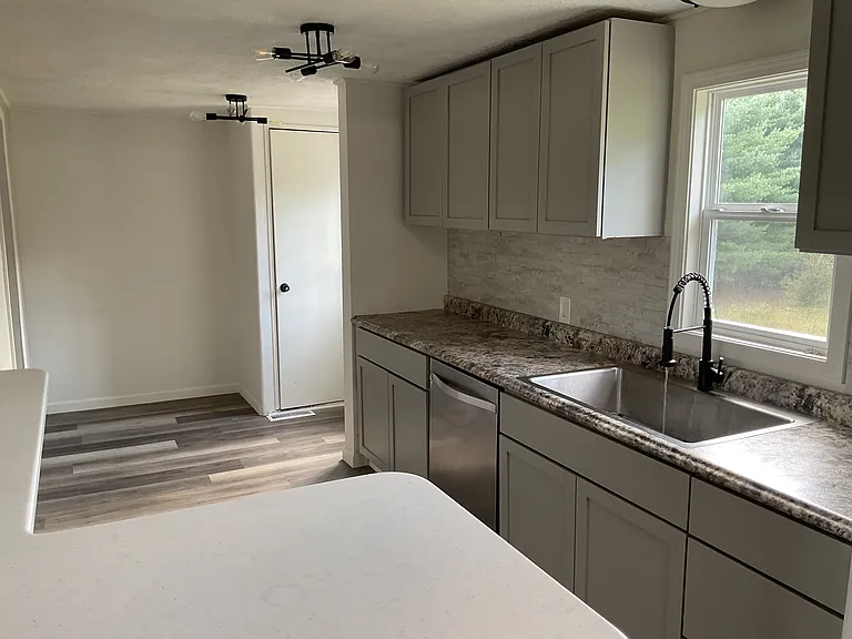 3335 E Tyler Rd — Photo 5
