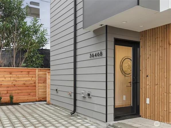 3646 Greenwood Avenue N #B, Seattle, WA 98103