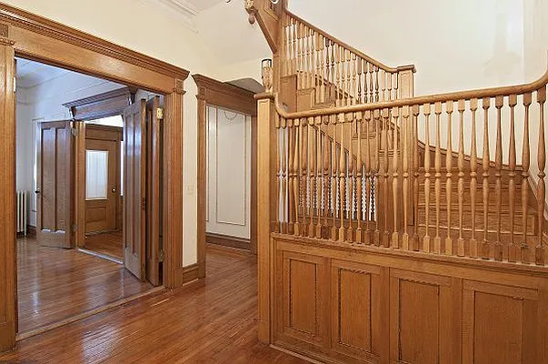 Rented by Perry Associates NYC Inc | media 25