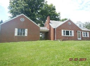 401 Wayne St, Claysville, PA