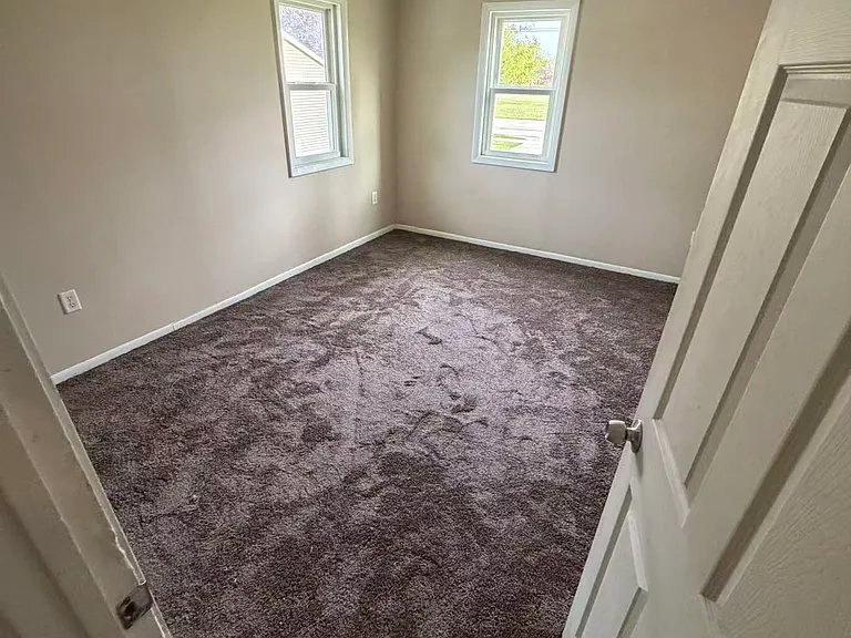 3001 Newark Ave — Photo 8