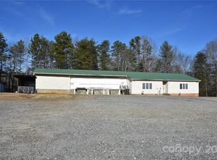 2695 Warlicks Church Rd, Connelly Springs, NC 28612