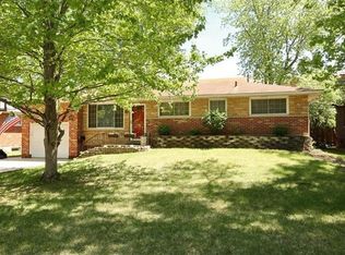 1130 Spring Valley Dr, Florissant, MO 63033