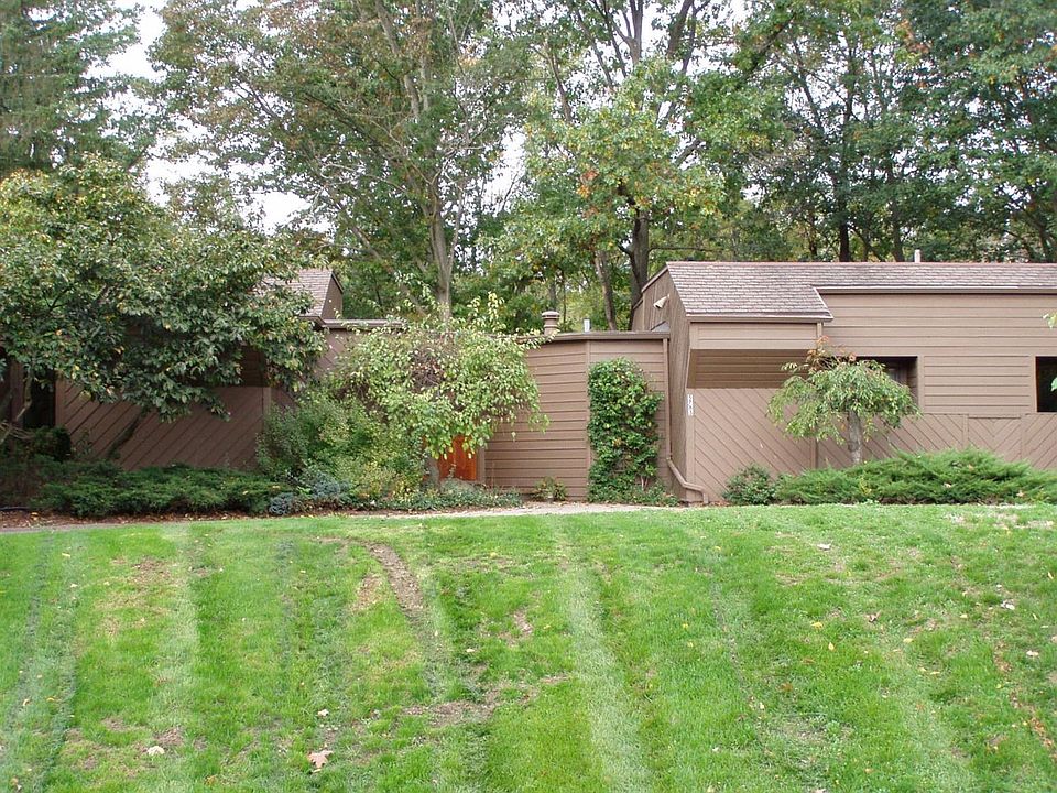 1st image of 5783 Fox Hollow Ct