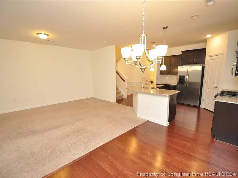 643 Briarcliff St — Photo 22