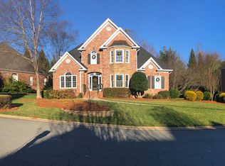 230 Fox Lake Ct, Winston Salem, NC 27106