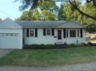 905 Jefferson St, Pekin, IL 61554