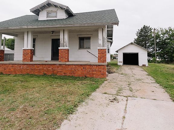 3rd image of 519 O'Neill Cir