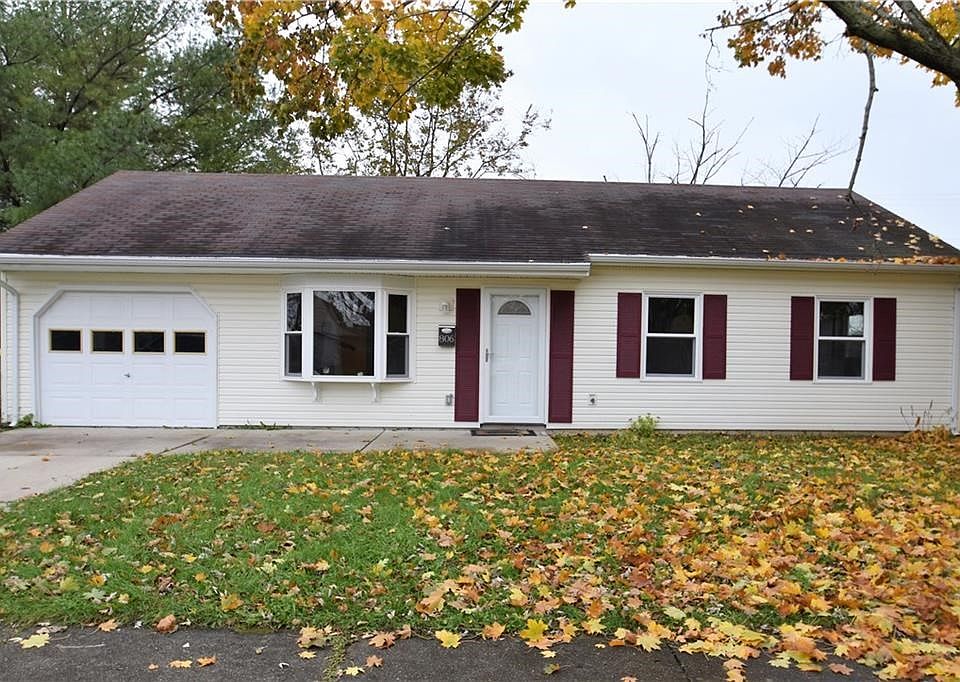 1st image of 806 Bayberry Dr