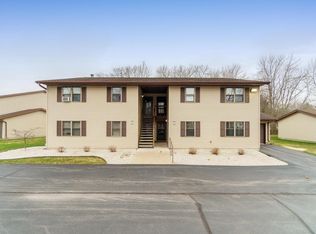 Meadowbrook, Manitowoc, WI 54220