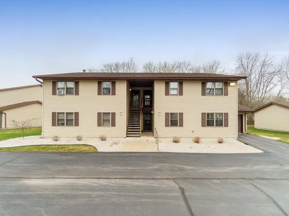 910 East Cedar AVENUE #403, Manitowoc, WI 54220