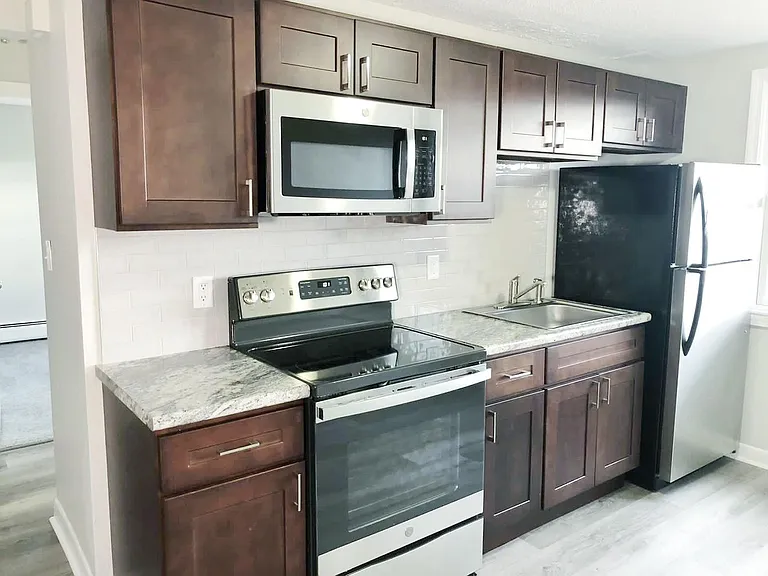 175 Haverhill St — Photo 3