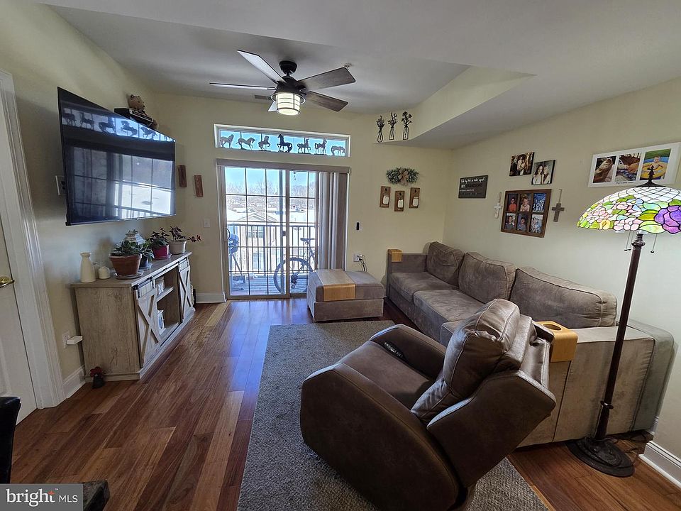 1st image of 1000 Fountainview Cir APT 309