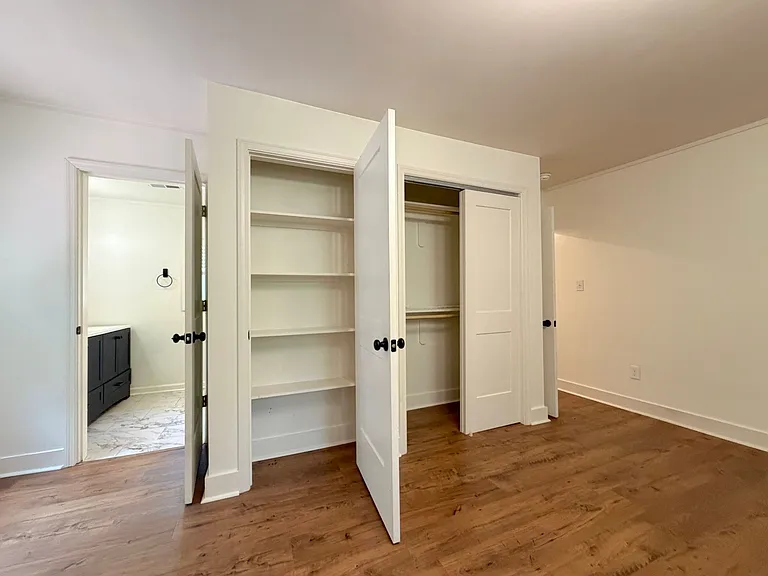 405 N 4th St — Photo 27