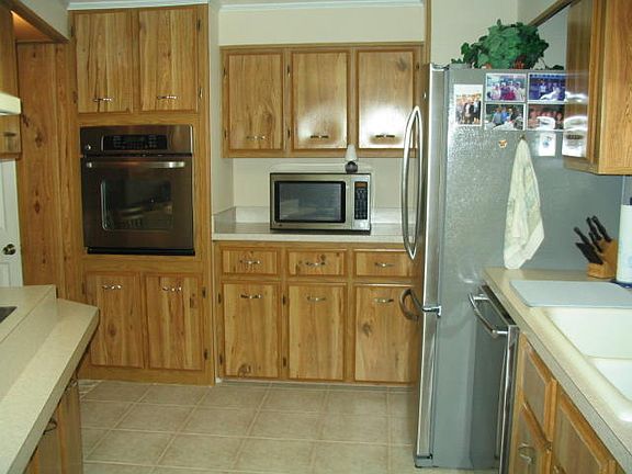 5th image of 8014 SE Saratoga Dr