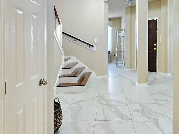 4th image of 12823 Porter Meadow Ln