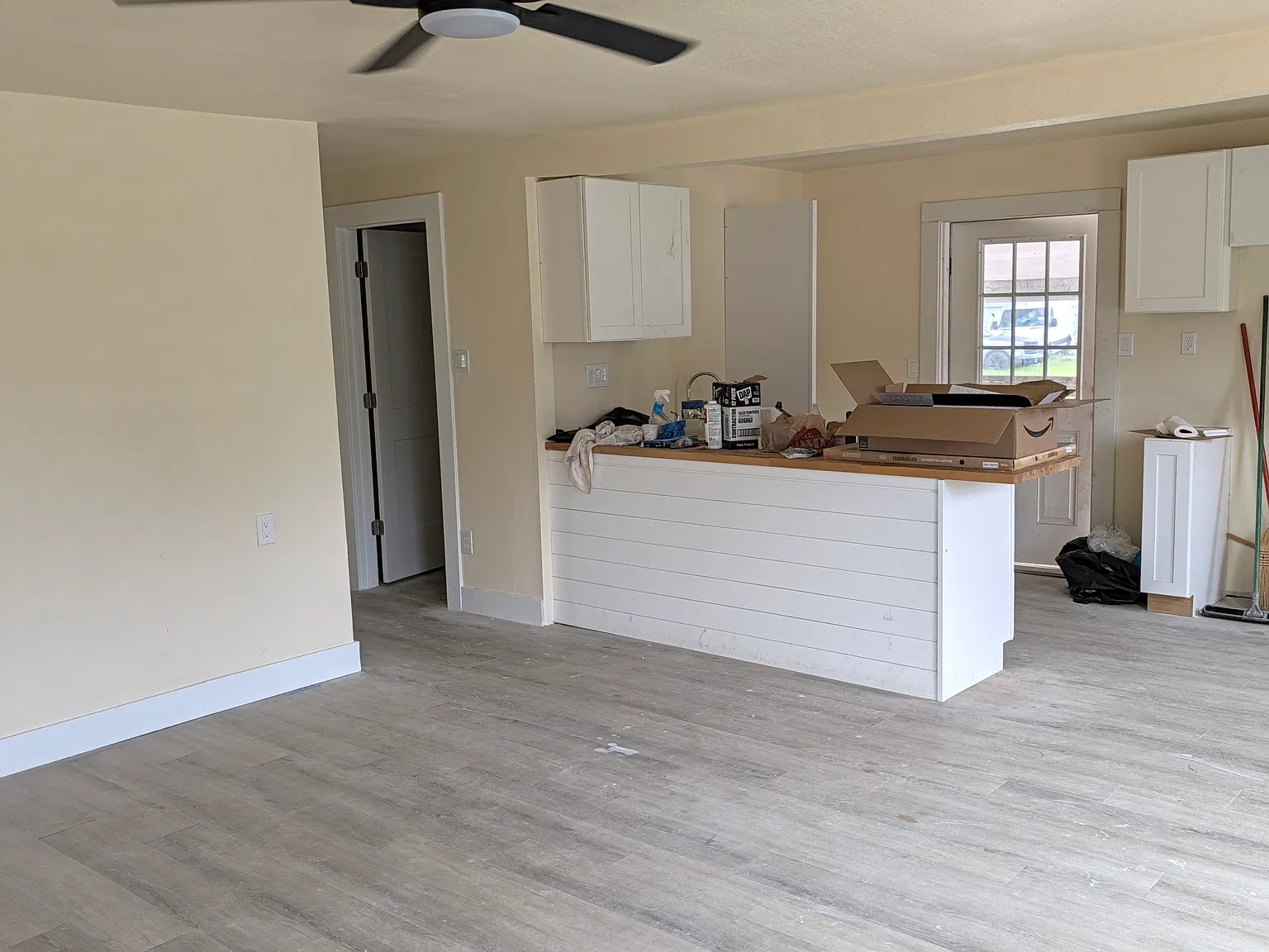 748 Adams Ave — Photo 3