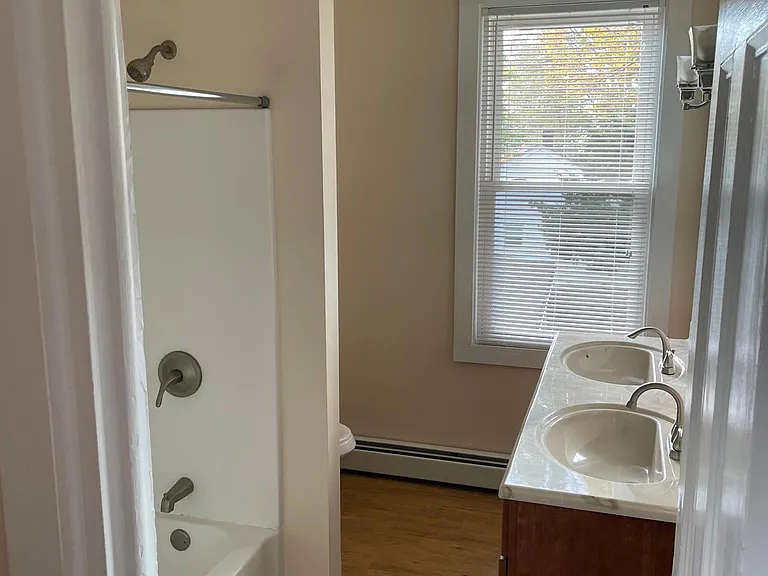 170 Washington St #4 — Photo 13