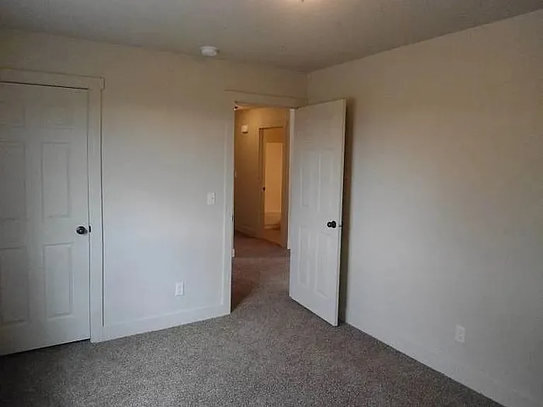 Blount-S — Photo 6