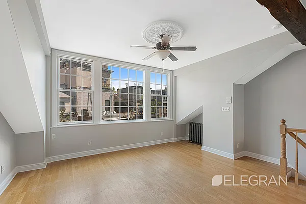 Rented by (Legacy) Elegran | media 15