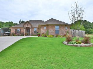 3504 First Capitol Cir, Guthrie, OK 73044