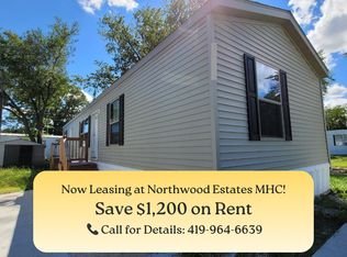 1906 Tracy Rd, Northwood, OH 43619