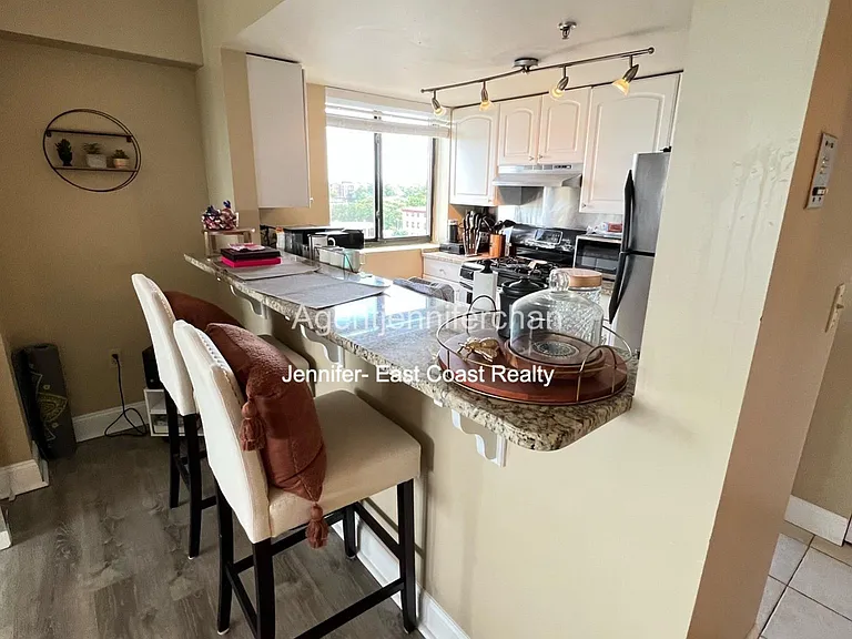 15 N Beacon St #802C — Photo 3