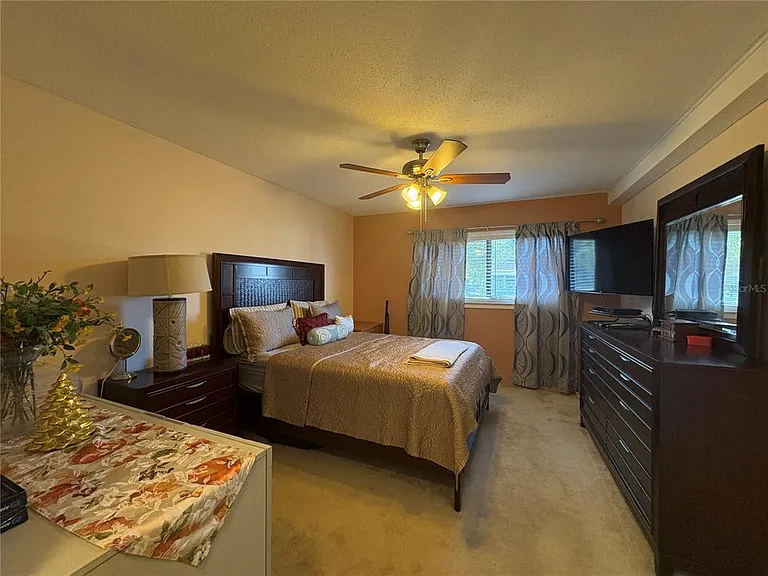 1606 Flint Dr W — Photo 21