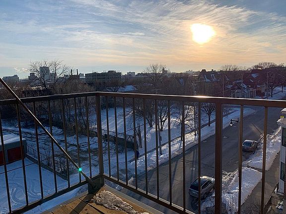 5th image of 234 E Reservoir Ave #501