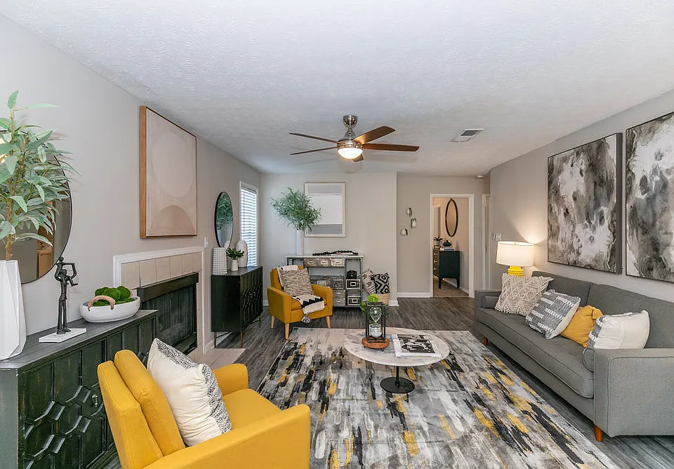 Somerset at the Crossing apartments community photo