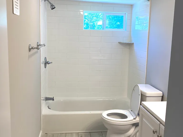 47 Sycamore Ave — Photo 5