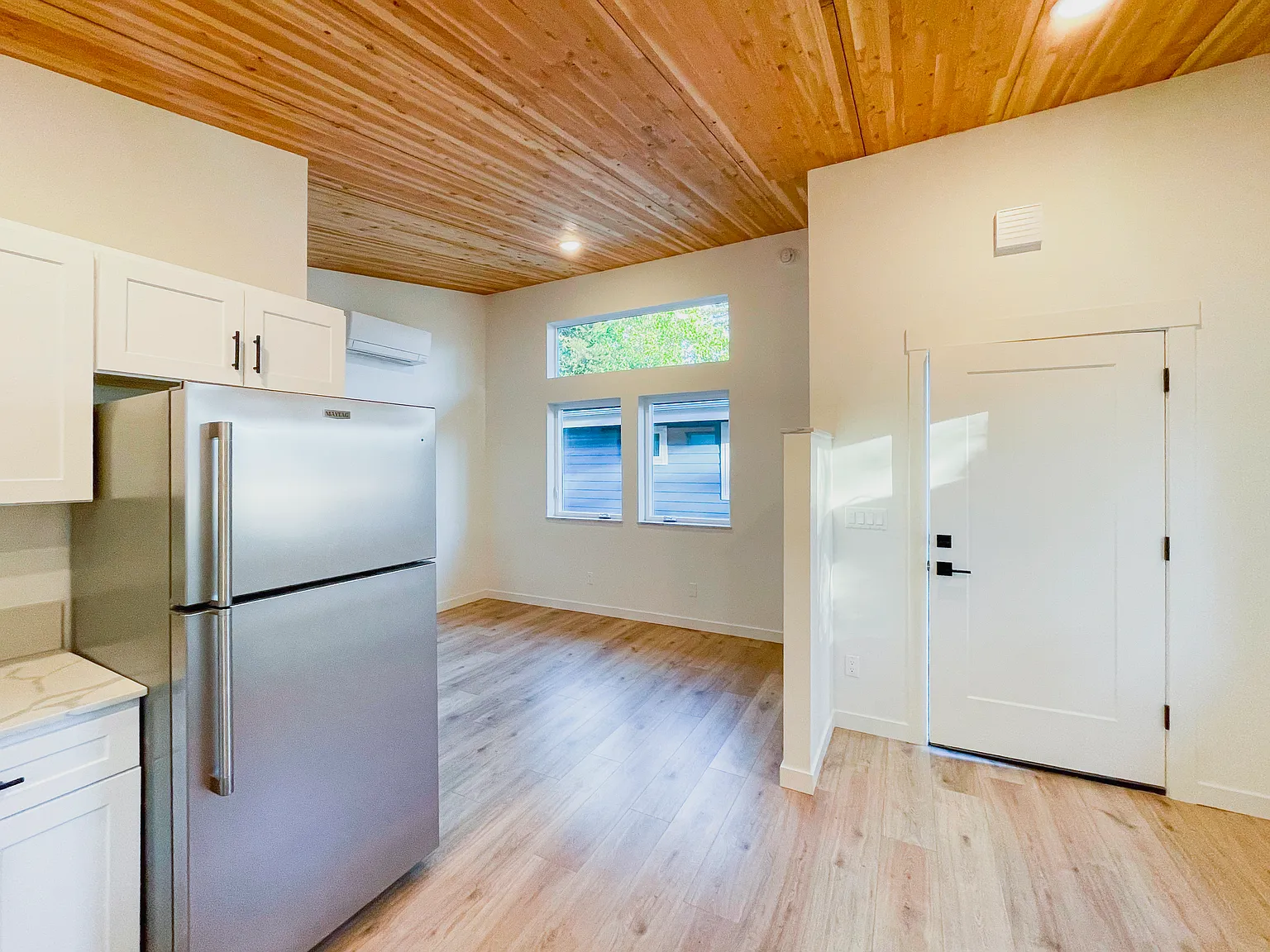 1 bed, 550 sqft, $1,695 — Photo 4