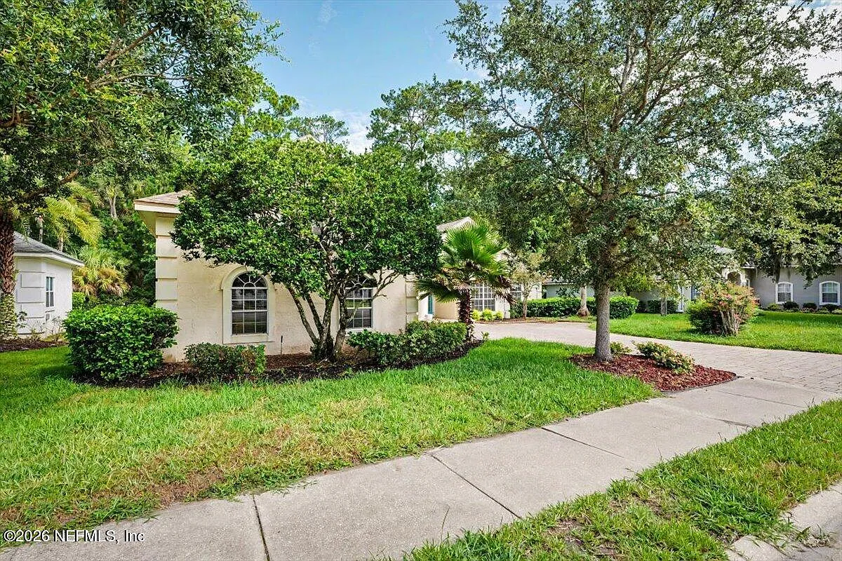 4 bed, 3.0 bath, 3254 sqft, $6,950 — Photo 3