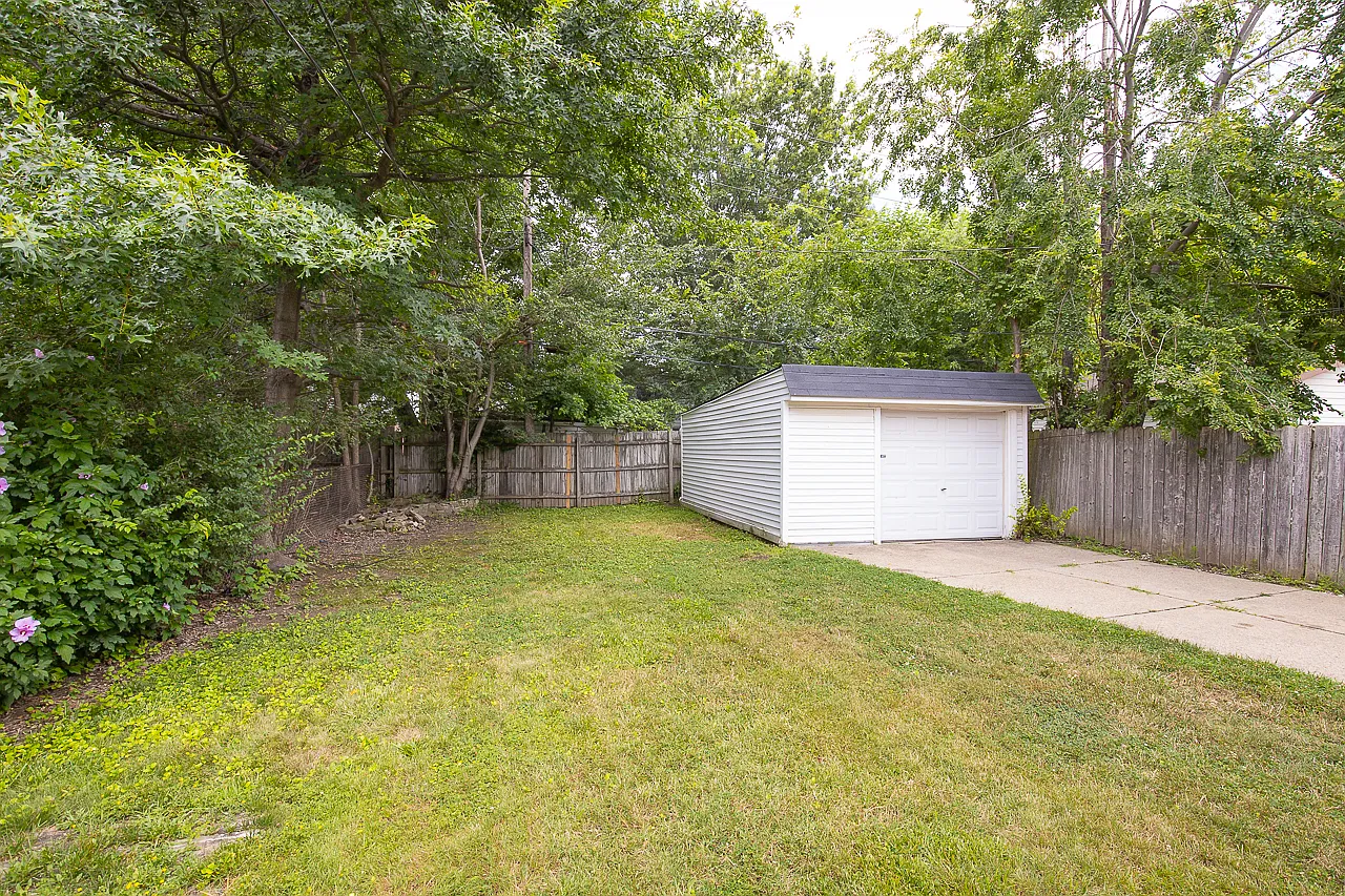 21871 Priday Ave. Euclid — Photo 3