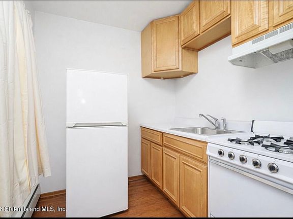3rd image of 485 Armstrong Ave APT F3