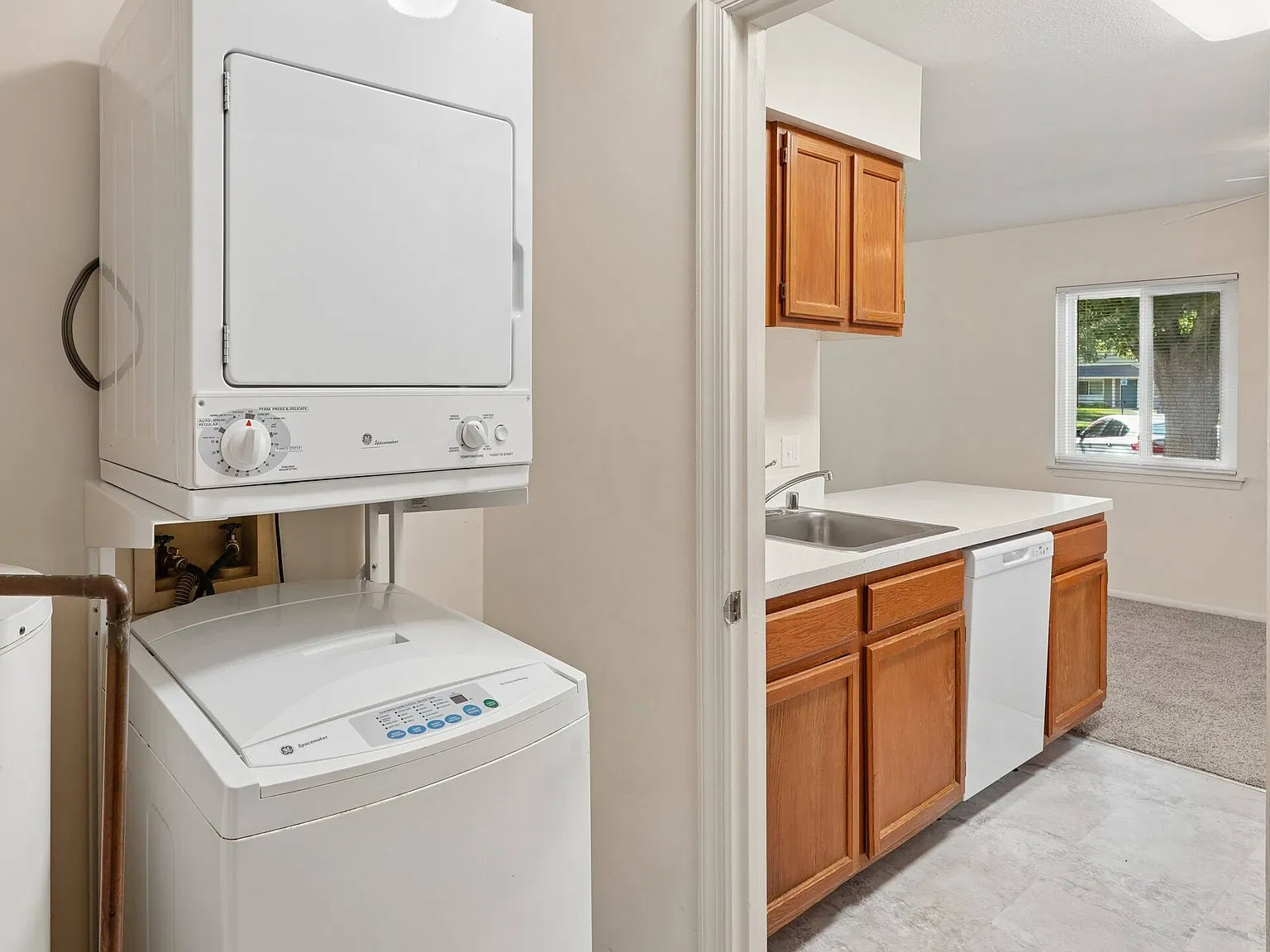 Fox Chase Apartments — Photo 2
