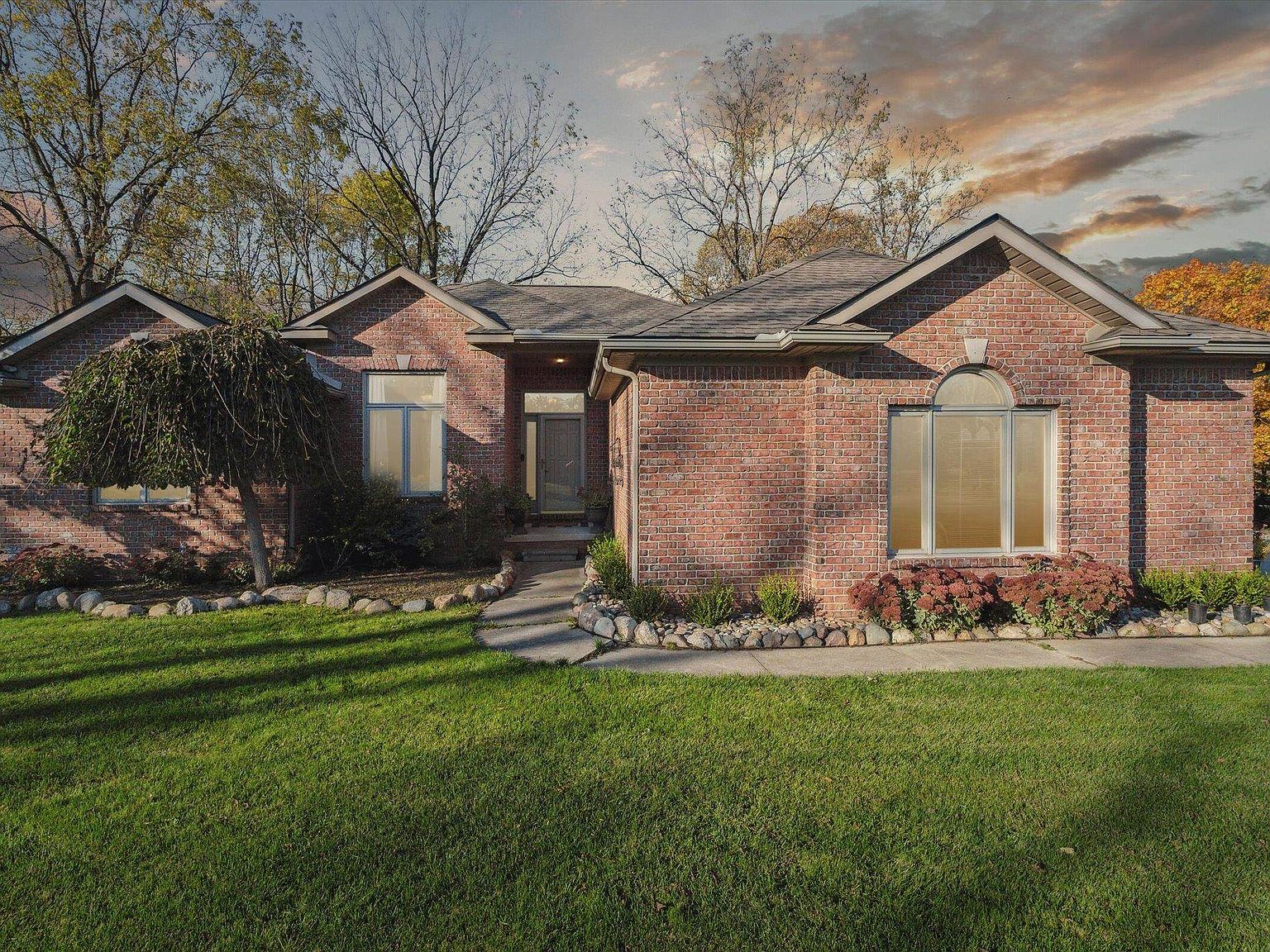 6583 General Squier Rd, Almont, MI 48003 MLS 50126059 Zillow