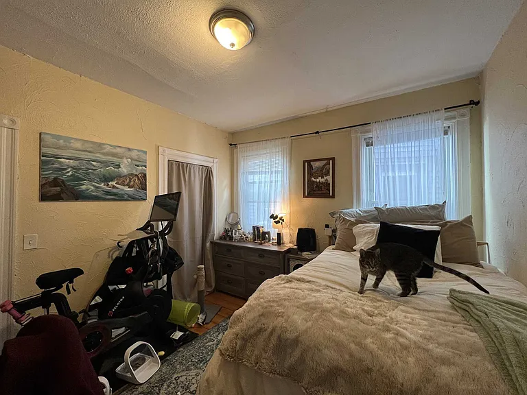 Highland Ave — Photo 14
