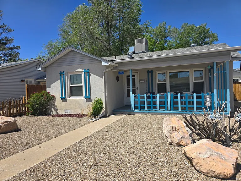 404 E Hopi St — Photo 1